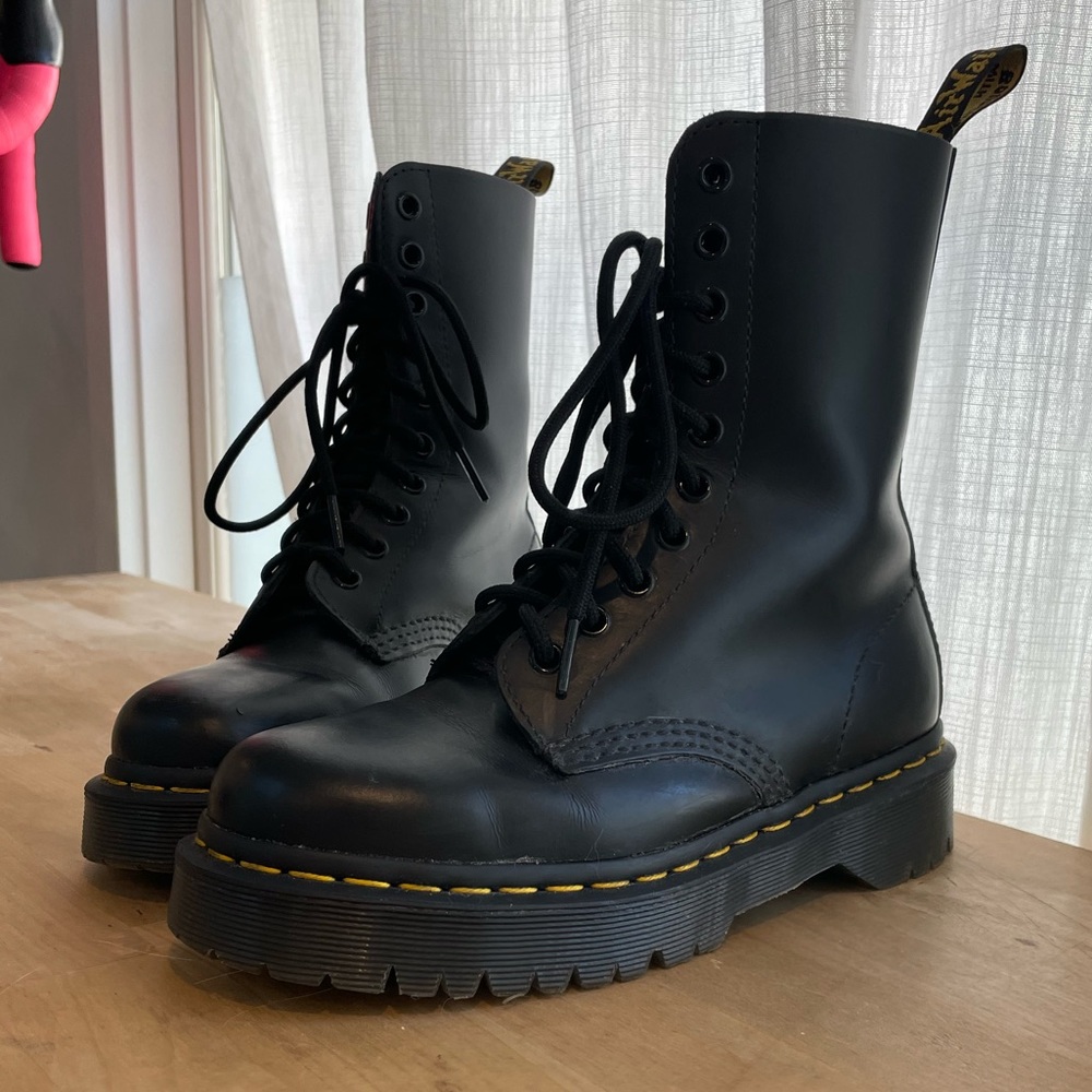 1490 BEX SMOOTH LEATHER MID CALF 10 eye boots